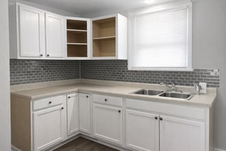 1229 Lawn Ave SW in Canton, OH - Building Photo - Building Photo