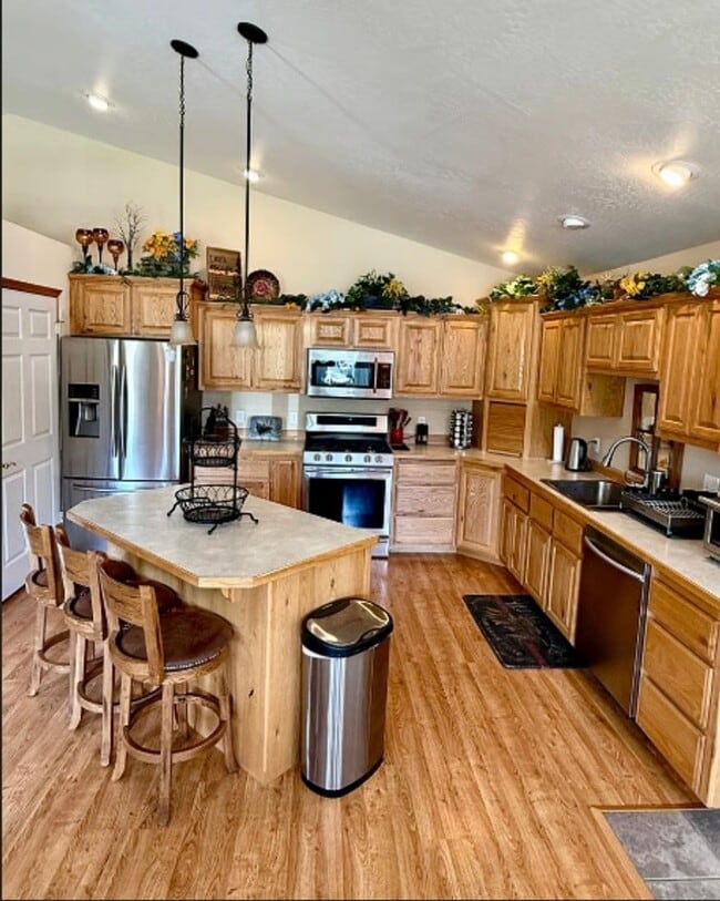 6102 Avon Ln in Missoula, MT - Building Photo - Building Photo