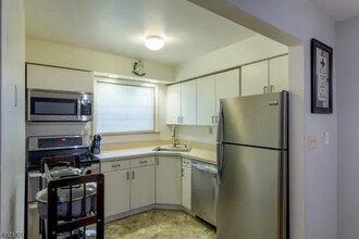 521 Andria Ave in Hillsborough Township, NJ - Building Photo - Building Photo