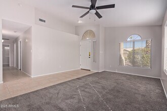 208 E Devon Dr in Gilbert, AZ - Building Photo - Building Photo