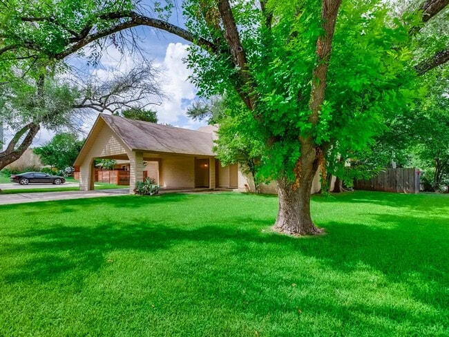 property at 818 Sahara Ave