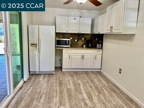 35.5 Kent Ct in Moraga, CA - Building Photo - Building Photo