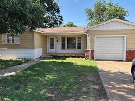 2513 38th St in Lubbock, TX - Building Photo