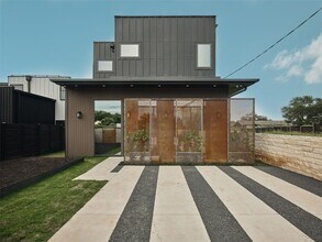 412 Kemp St in Austin, TX - Building Photo - Building Photo