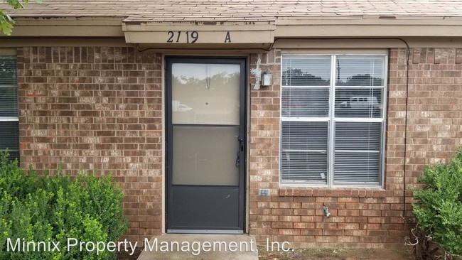 2119 S Loop 289 in Lubbock, TX - Building Photo - Building Photo