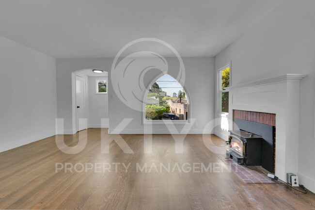 1611 Ocean View Ave in Kensington, CA - Building Photo - Building Photo