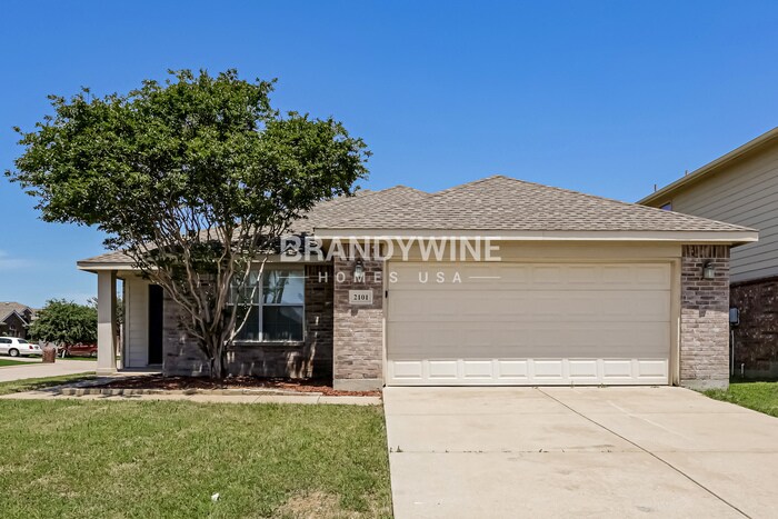 2101 Bliss Rd in Fort Worth, TX - Building Photo