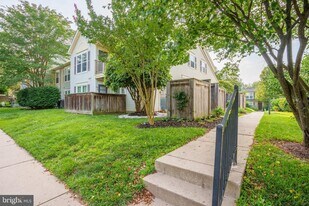 13247 Meander Cove Dr, Unit 115