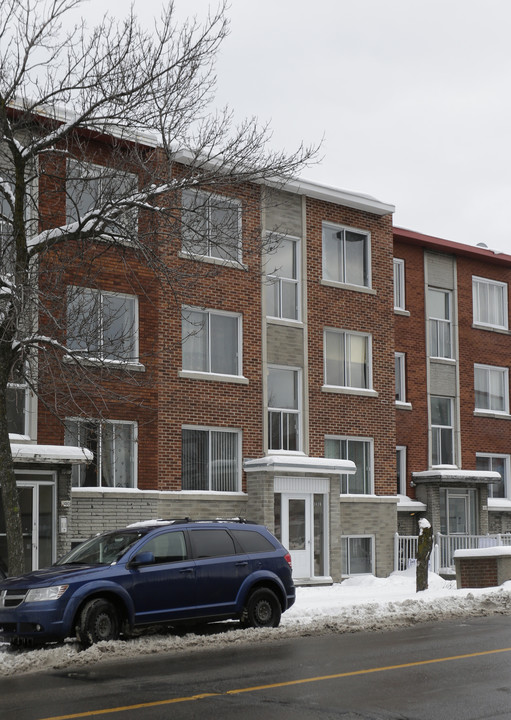 3470 Masson in Montréal, QC - Building Photo