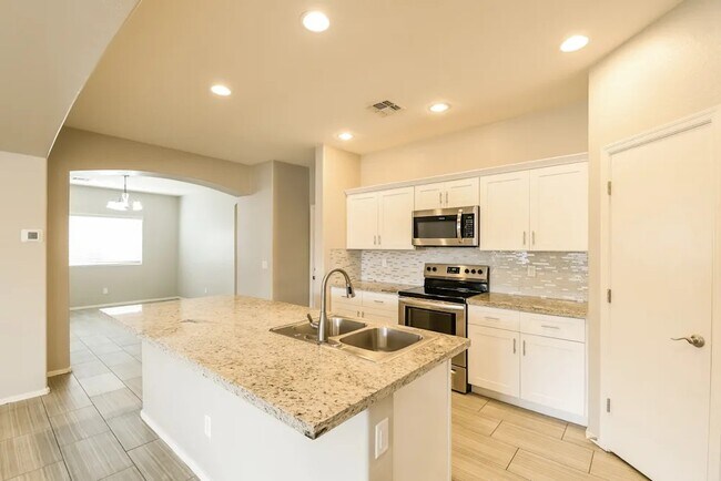 1722 W Dugan Dr in San Tan Valley, AZ - Building Photo - Building Photo