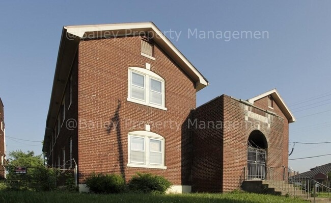 952 S Floyd St in Louisville, KY - Building Photo - Building Photo