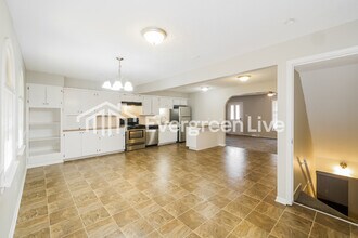 3126 S Maywood Ave in Independence, MO - Building Photo - Building Photo