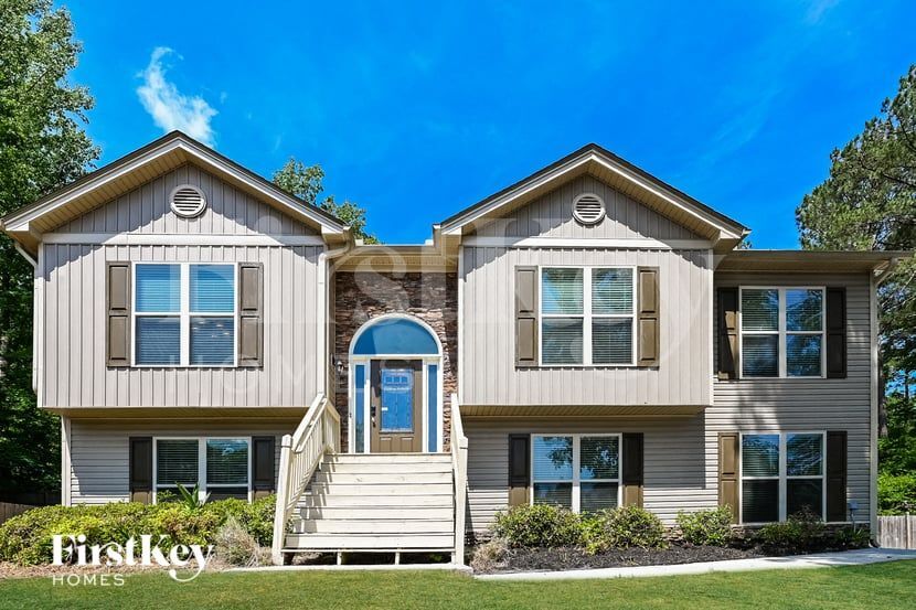 1417 Greenridge Way in Loganville, GA - Building Photo