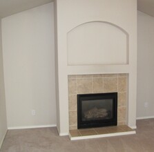 6051 Spruce Meadows Loop in Anchorage, AK - Building Photo - Building Photo