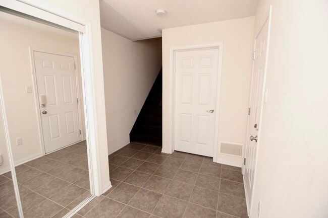 603 Attenborough Terrace in Milton, ON - Building Photo - Building Photo