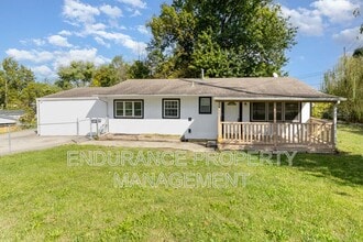 9500 Ridgemoor Ave in Cincinnati, OH - Building Photo - Building Photo