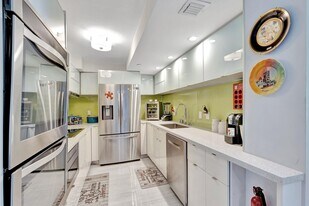 1900 S Ocean Blvd in Pompano Beach, FL - Building Photo