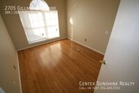 2705 Gillmeister Ln photo'