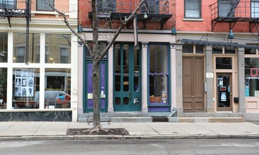 1305 Main St in Cincinnati, OH - Foto de edificio - Building Photo