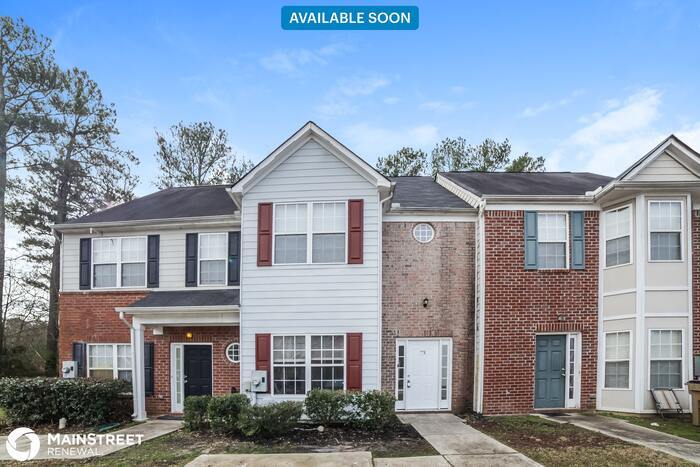 7111 Brookview Way in Riverdale, GA - Building Photo