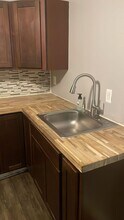221 S Vincent St in Baltimore, MD - Building Photo - Building Photo