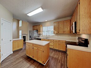 405 Edencrest Ct in Antioch, TN - Foto de edificio - Building Photo