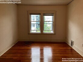 55 Moreland St, Unit 1 in Somerville, MA - Building Photo