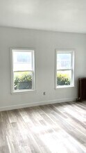 176 S Main St, Unit 3 in Putnam, CT - Building Photo - Building Photo