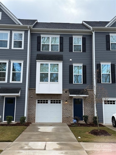 5038 Springarn Ct in Charlotte, NC - Foto de edificio - Building Photo