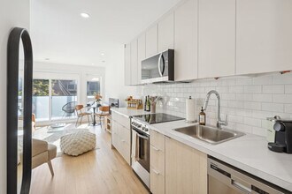 2114-2114 Rue Bercy in Montréal, QC - Building Photo - Building Photo