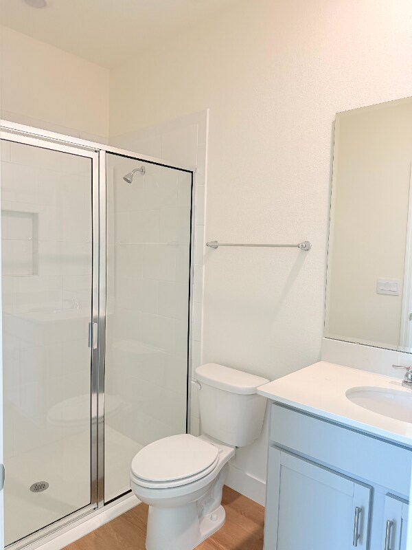 1998 Walnut Crk Dr in Kissimmee, FL - Foto de edificio - Building Photo