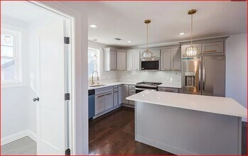 304 Branch Ave in Providence, RI - Building Photo - Building Photo