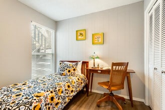 2205 Spring Creek Dr in Austin, TX - Building Photo - Building Photo