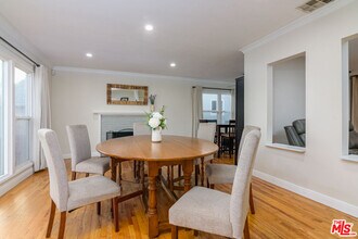 16641 Gilmore St in Los Angeles, CA - Building Photo - Building Photo