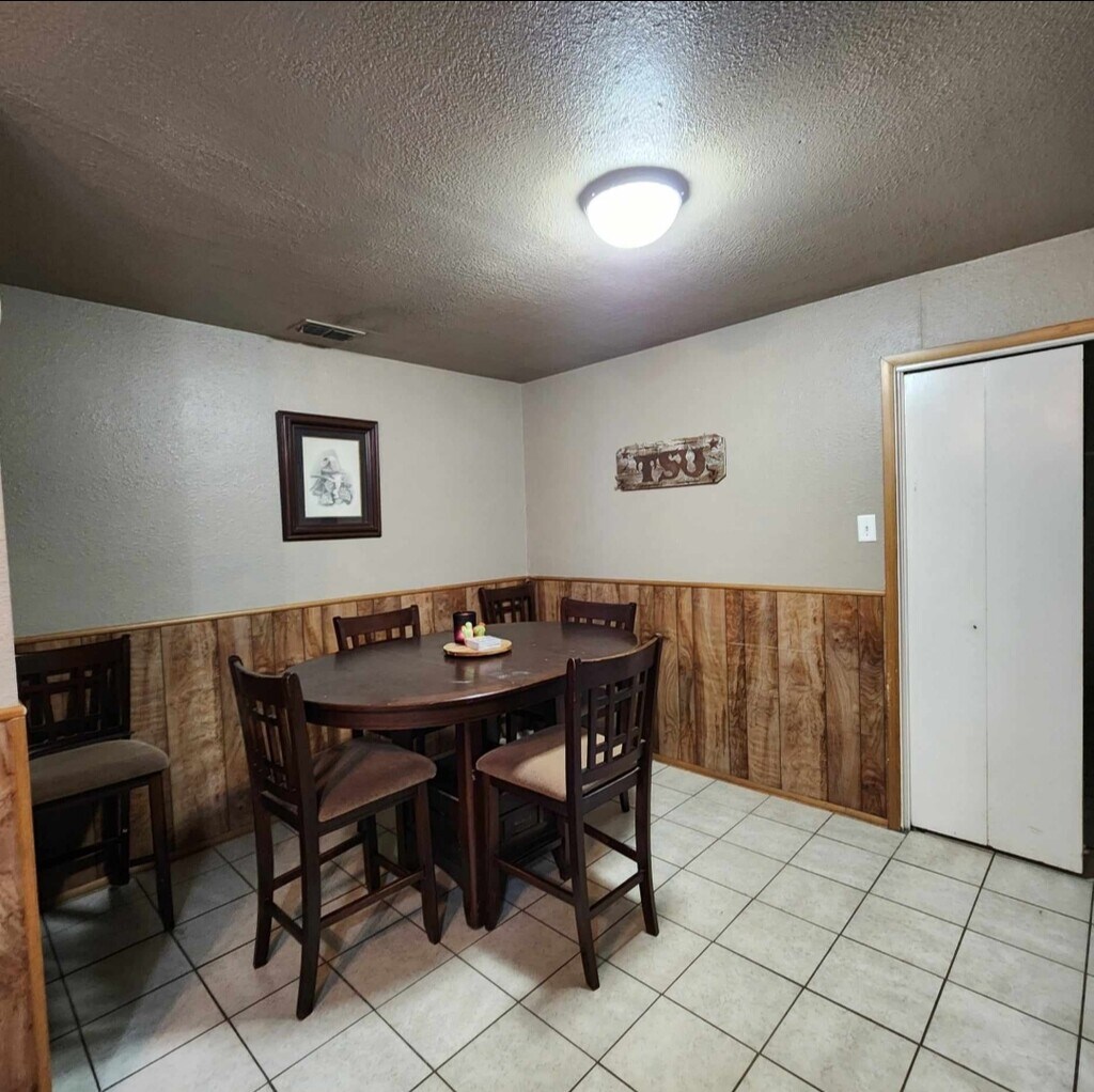 831 W Elm Stephenville, TX Rental Homes and Apartments for Rent