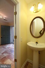 6003 Ricketts Walk in Alexandria, VA - Building Photo - Building Photo