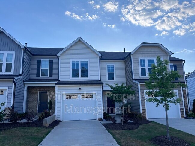 property at 125 Woodford Reserve Ct