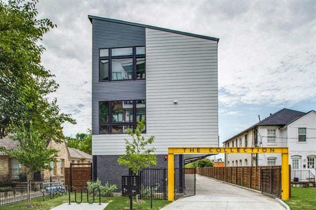 4908 Manett St in Dallas, TX - Building Photo - Building Photo