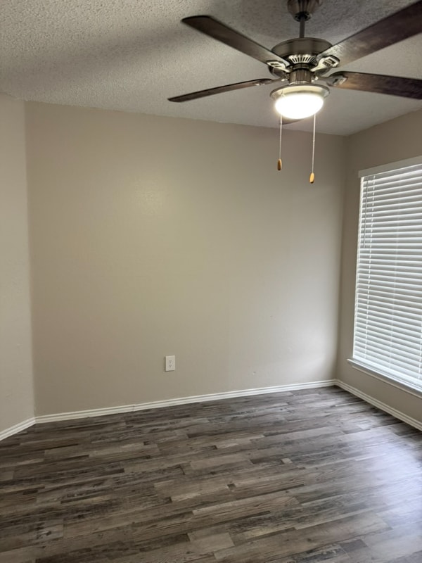 3016 Gregory Ln in Grand Prairie, TX - Building Photo - Building Photo