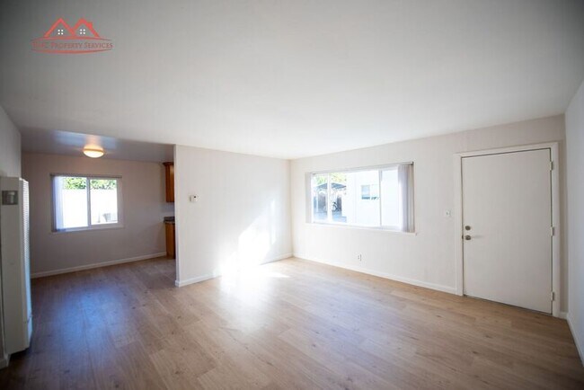 property at 1638 Queen Charlotte Dr