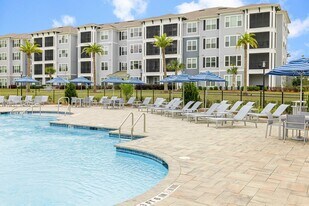 Tapestry Park in Garden City, GA - Building Photo