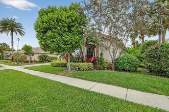 10337 Trianon Pl in Wellington, FL - Building Photo - Building Photo