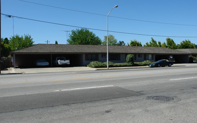 3311 Princeton Way in Santa Clara, CA - Foto de edificio - Building Photo