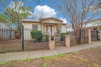 415 Kendall St in San Antonio, TX - Building Photo - Building Photo