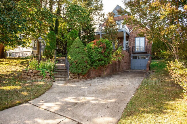 319 N Newton Lake Dr in Collingswood, NJ - Building Photo - Building Photo