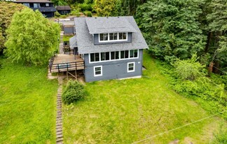 9750 NW Rosaria Ave in Portland, OR - Building Photo