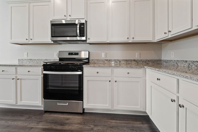 property at 15802 Berry Hl Dr