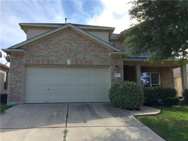 property at 3523 Shiraz Loop