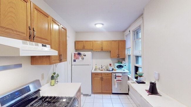 property at 32 Sidlaw Rd