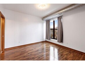 15 E Franklin Ave-Unit -306 in Minneapolis, MN - Building Photo - Building Photo